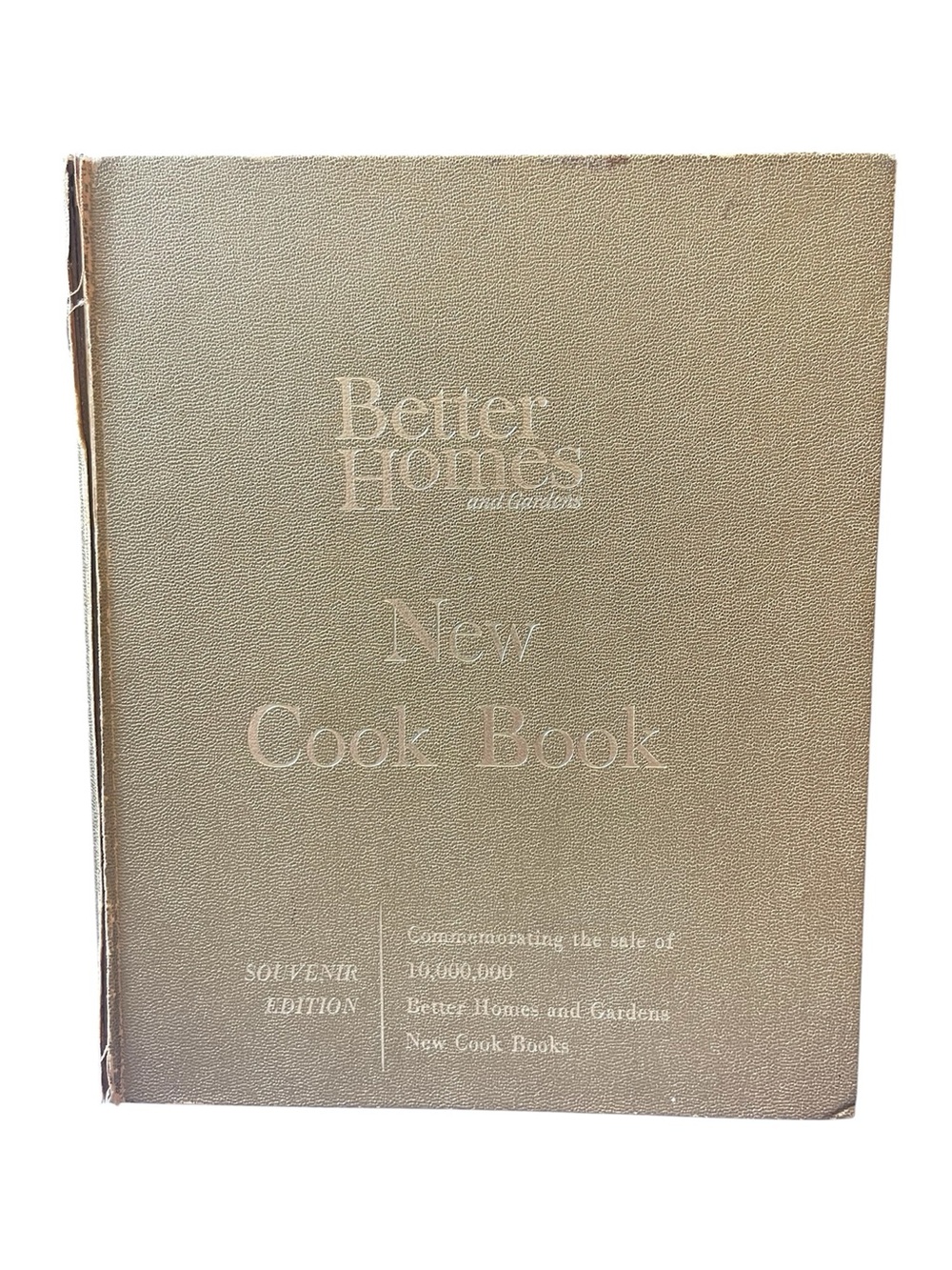 Vintage 1965 Better Homes and Gardens Souvenir Edition New Cook Book Gold Cover